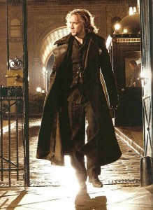 The Sorcerer's Apprentice : Nicolas Cage magicien !